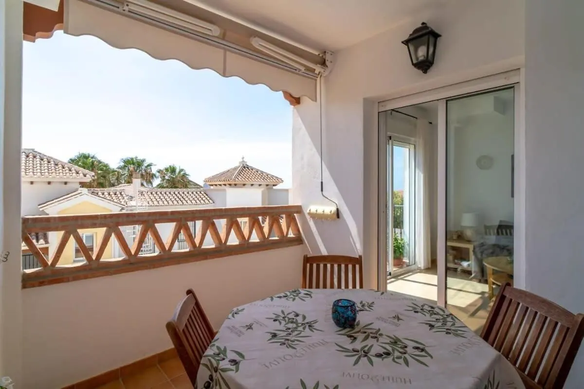 דירה נרחה Chimenea Apartamentos ספרד
