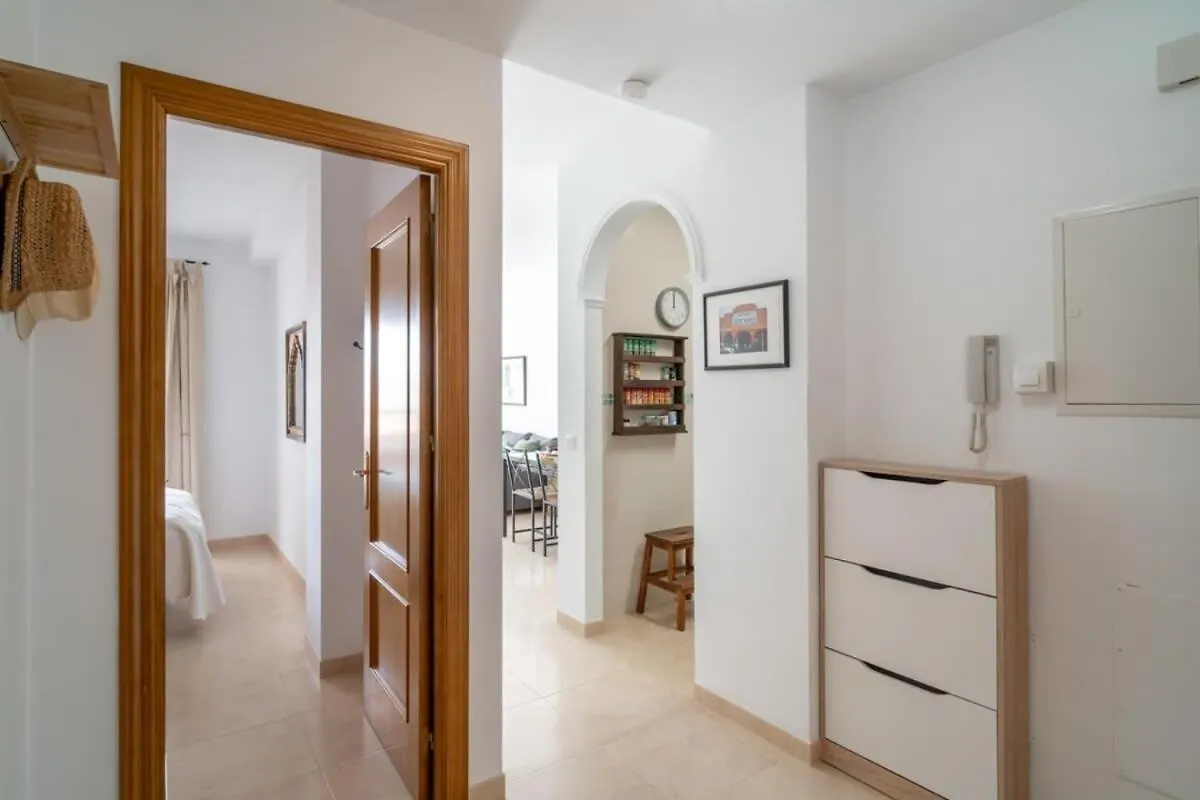 Апартаменты Chimenea Apartamentos Нерха